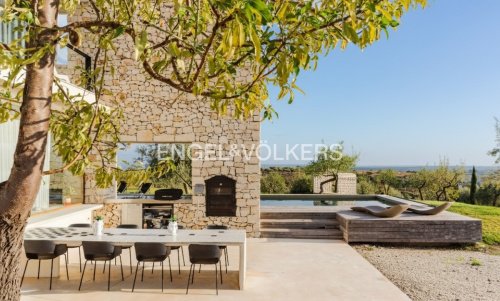 Вилла в Авола