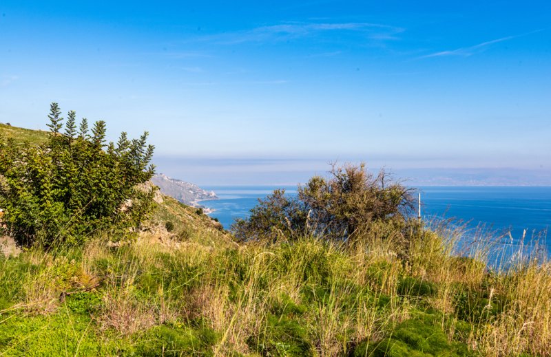 Строительный участок в Таормина