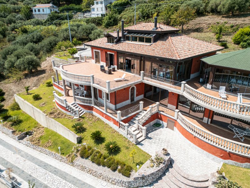 Вилла в Джойоза-Мареа