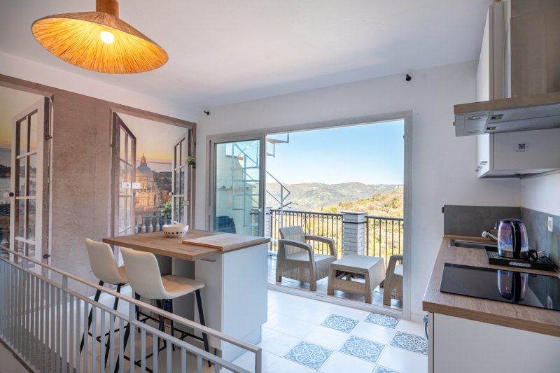 Apartamento independiente en Capri Leone