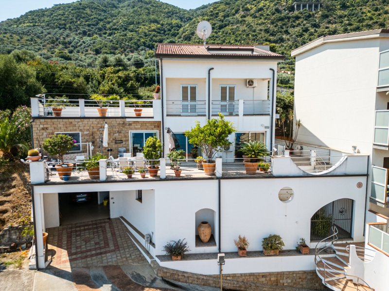 Casa en Caronia