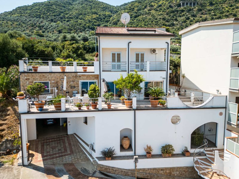 Casa en Caronia