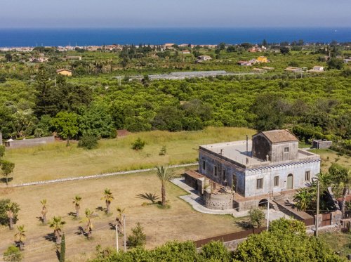 Villa i Riposto