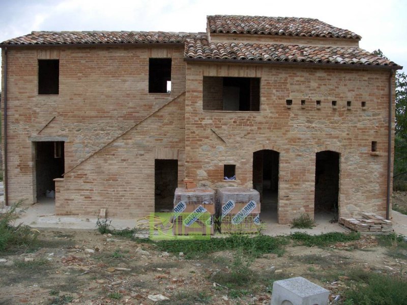 Casa en Montedinove