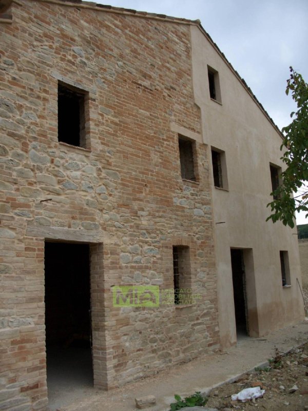 Casa en Montedinove