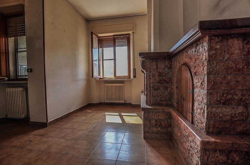 Appartement à Comunanza