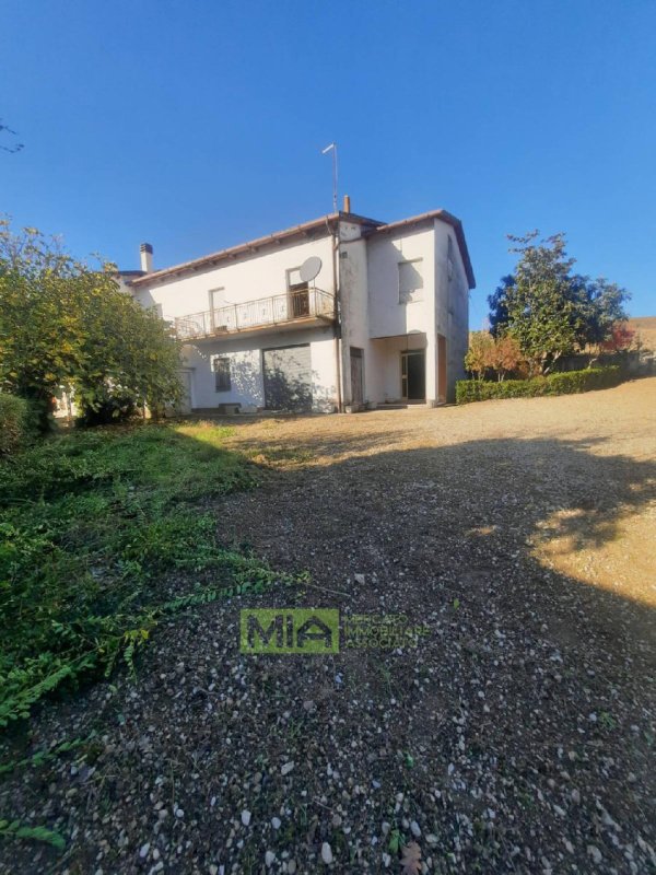 Detached house in Carassai