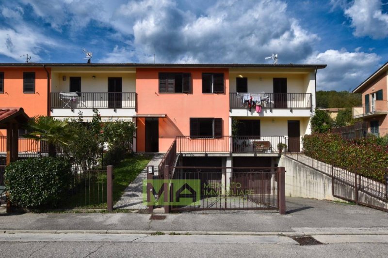 Appartement in Comunanza