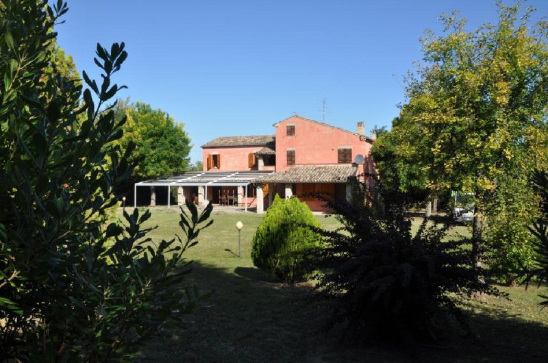 Casa de campo em Montegiorgio