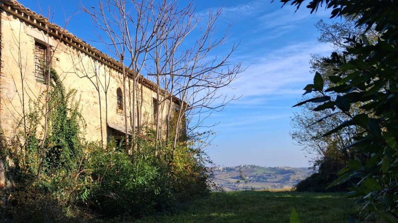 Отдельно стоящий дом в Фратте-Роза