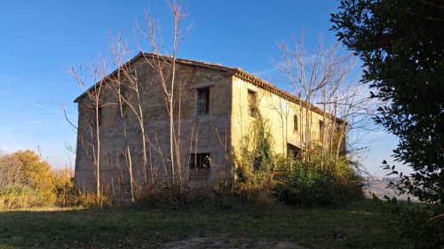 Отдельно стоящий дом в Фратте-Роза