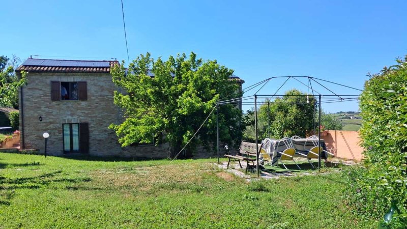Casa di campagna a Cartoceto