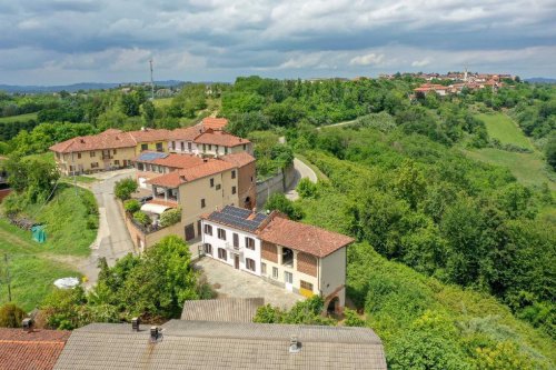 Villa i Camerano Casasco