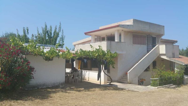 Detached house in Rodi Garganico