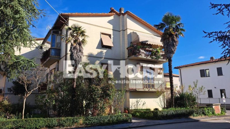 蒙特瓦尔基公寓