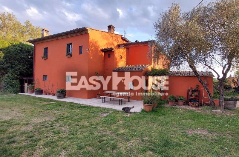 Country house in Terranuova Bracciolini