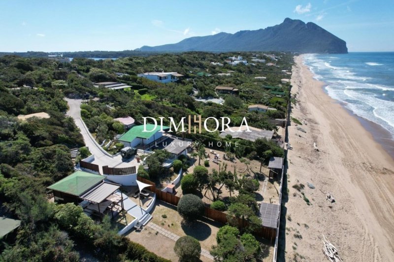 Villa a Sabaudia