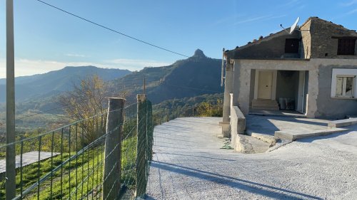 Casa indipendente a Aiello Calabro