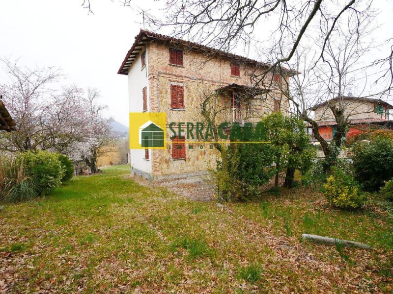 Отдельно стоящий дом в Серрамаццони