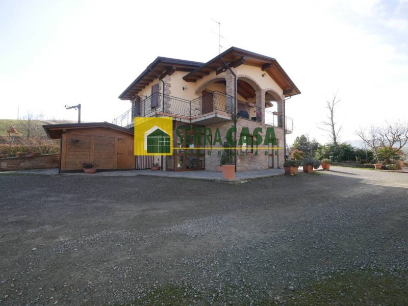 House in Serramazzoni