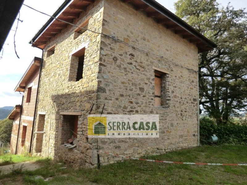 Casa en Serramazzoni