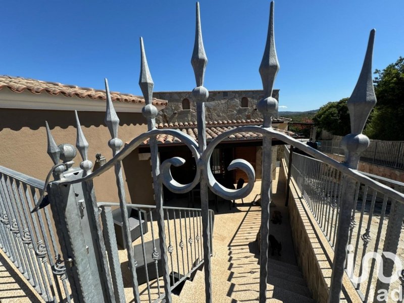 Maison mitoyenne à Palau