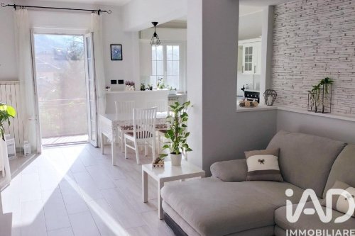 Apartamento em Savignone