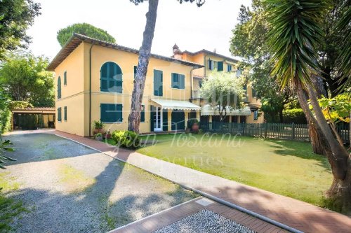 Villa in Pietrasanta