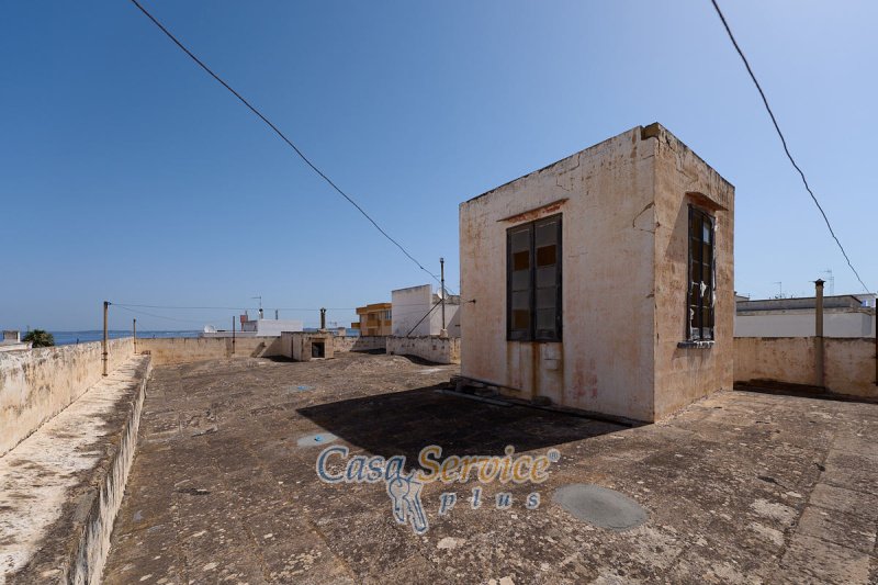 Edificio en Gallipoli