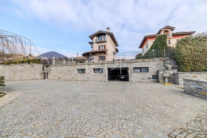 Villa i Verbania