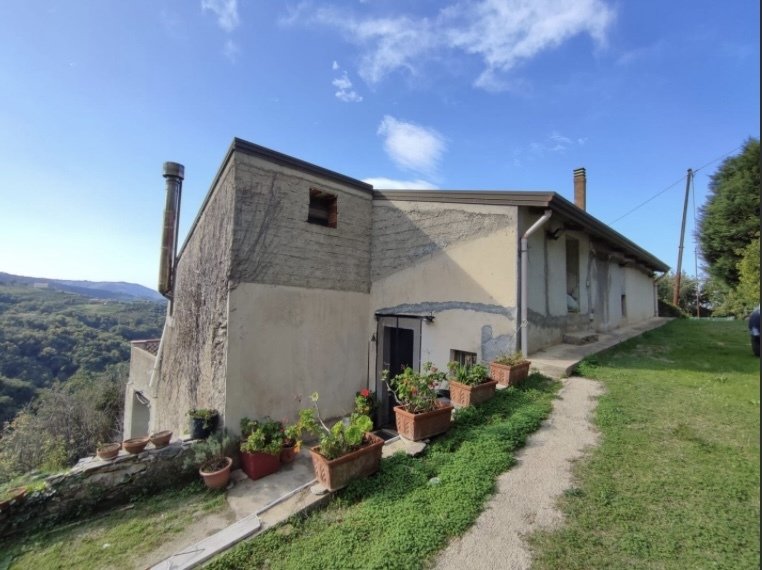 Country house in Gioiosa Marea