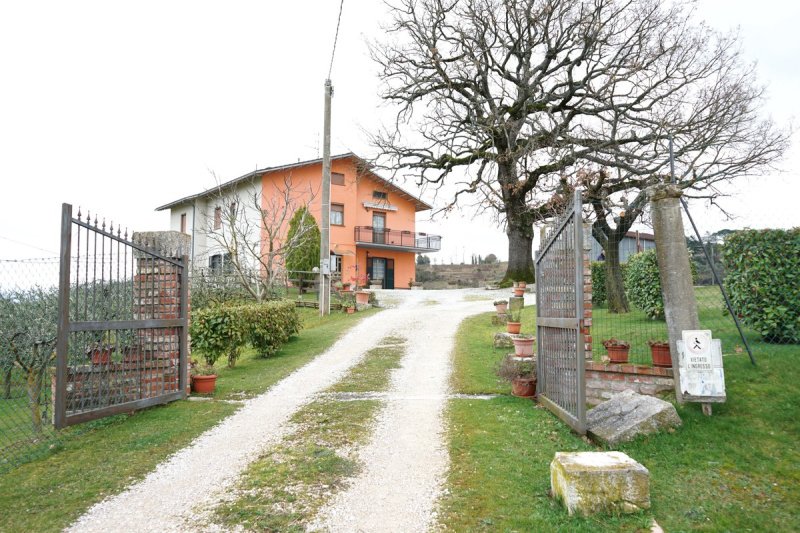 Casa di campagna a Gubbio