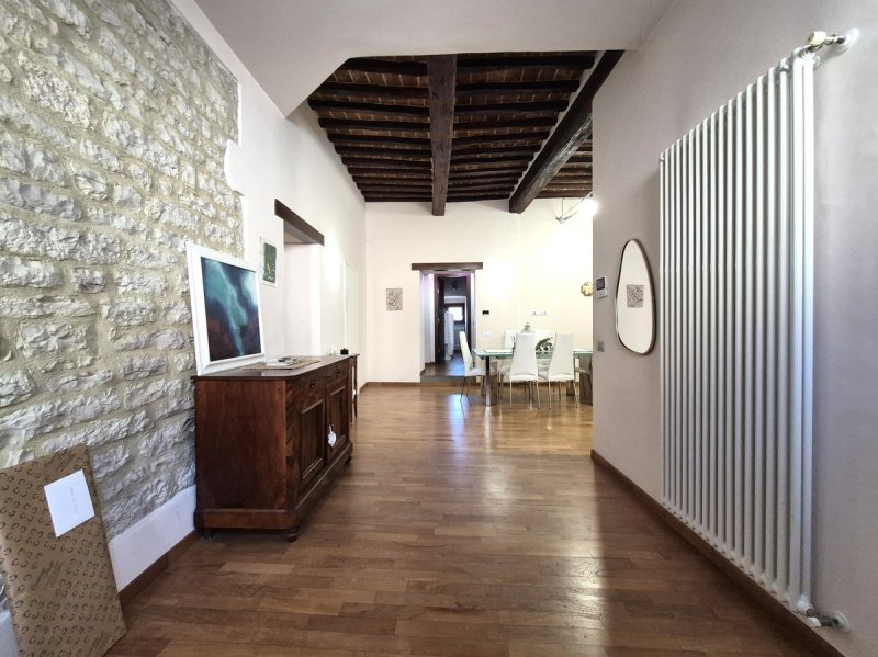 Historisch appartement in Gubbio
