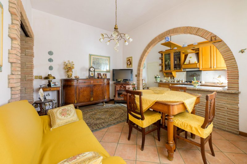 Appartement historique à Sigillo