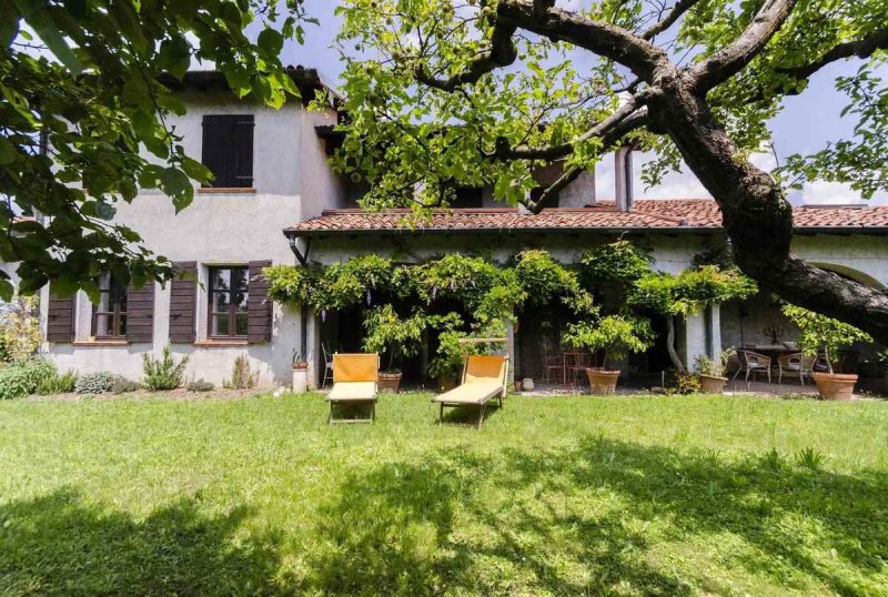 Villa a Cassago Brianza