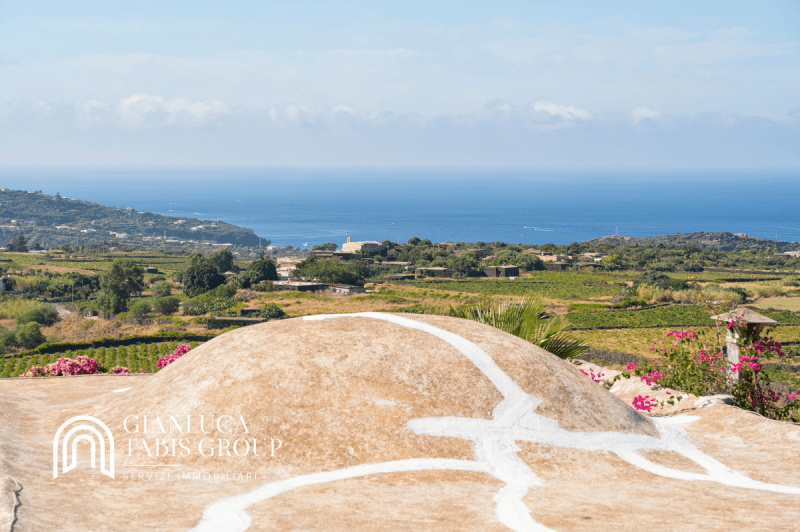 Steingebäude in Pantelleria