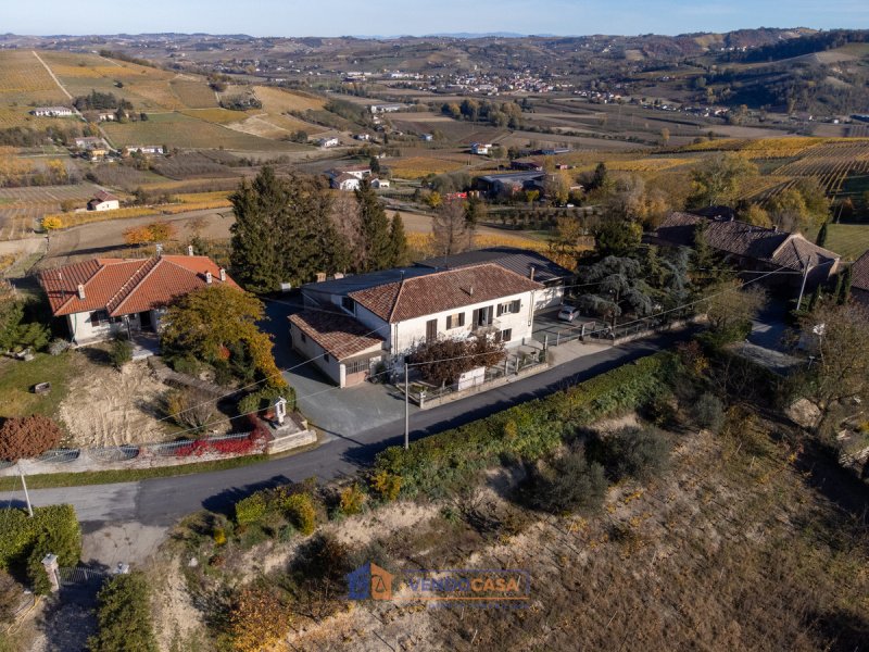 Vrijstaande woning in San Marzano Oliveto