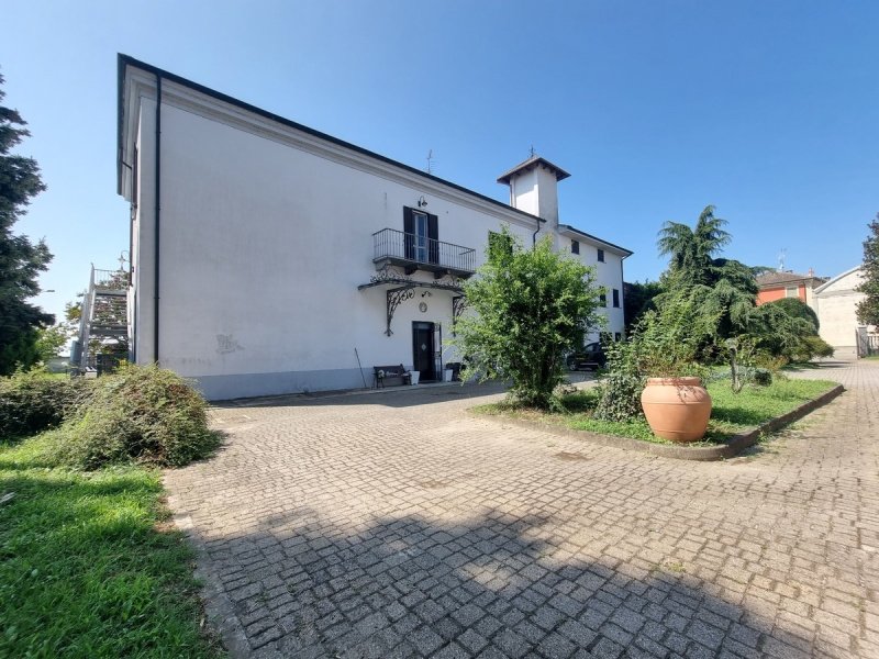 Detached house in Borgo San Martino