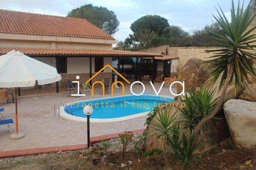 Villa in Pollina