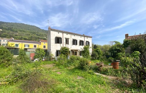 Casa indipendente a Trieste