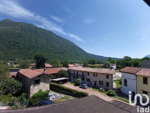 Apartamento em Laveno-Mombello