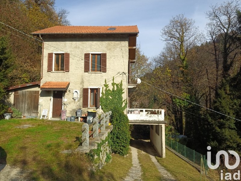 Casa independente em Bee