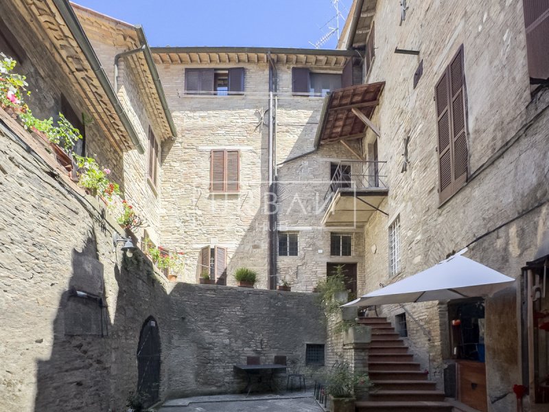 Appartamento a Montone