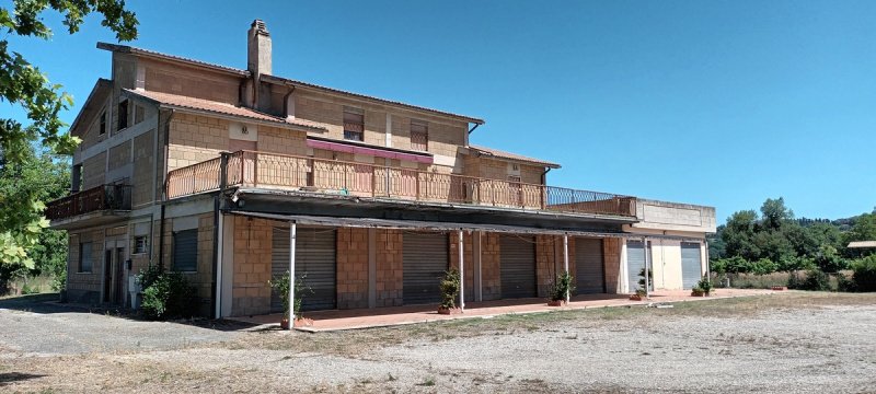 Casa independiente en Otricoli