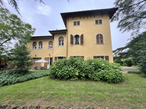 Villa a Novi Ligure