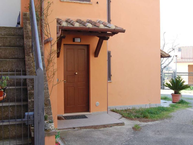 Half-vrijstaande woning in Castiglione del Lago