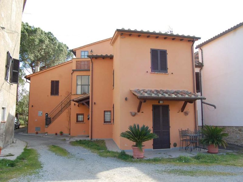 Casa semi indipendente a Castiglione del Lago