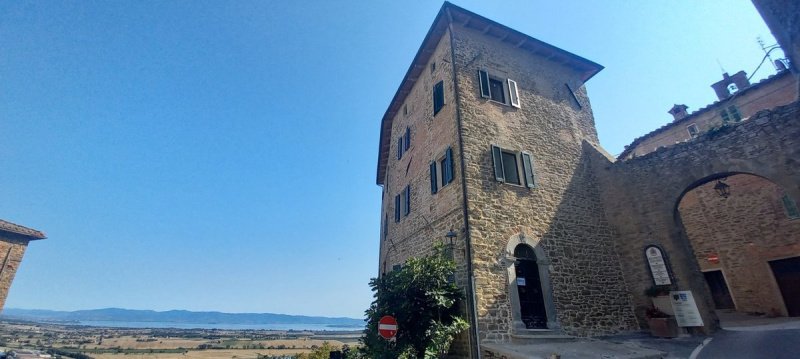 Historisches Appartement in Panicale