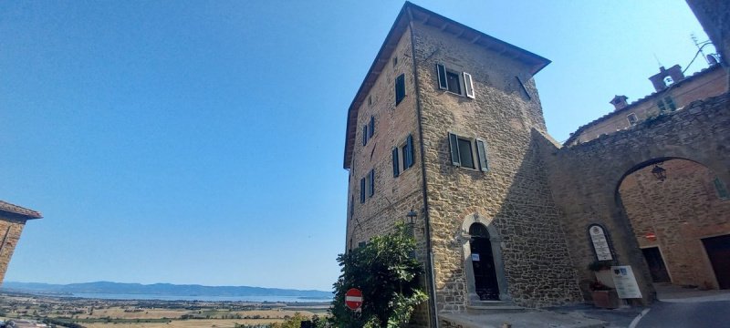 Historisches Appartement in Panicale