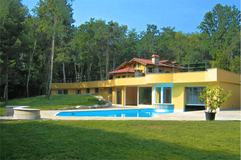 Villa i Agrate Conturbia